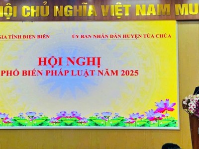 Hội Luật gia tỉnh Điện Biên tuyên truyền pháp luật cho cán bộ thôn,&nbsp;bản