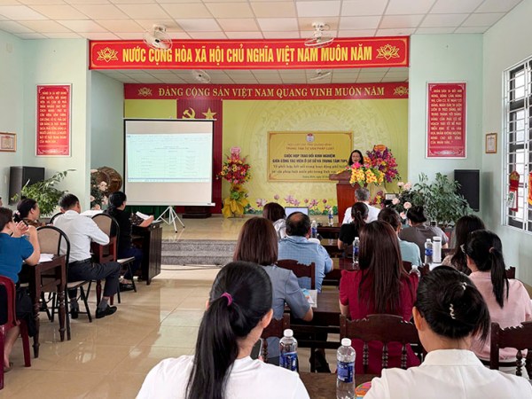 (Quảng Bình) Trao đổi kinh nghiệm trong phổ biến pháp luật về đất đai cho người&nbsp;dân